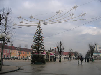 2008 年旧暦クリスマスのニクシチ中心街
